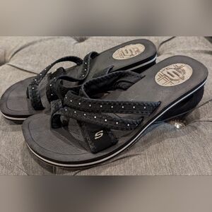 Skechers Cali Black Rhinestone Sequin Women's 9 Wedge Slip-On Flip-Flop Sandals